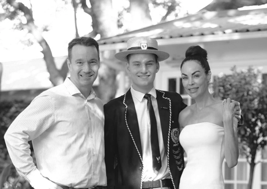 Jaco Kachelhoffer Author Bio Pic (with family)